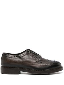 Doucal's chaussures oxford en cuir à lacets - Marron