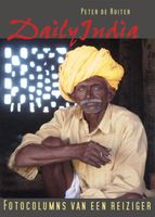 Daily India - Fotocolumns van een reiziger - Peter de Ruiter - ebook - thumbnail