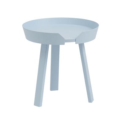 Muuto Around Bijzettafel S - Lichtblauw