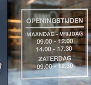 Winkel openingstijden etalage sticker