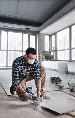 Bosch Professional GWS 18V-7 06019H9005 Haakse accuslijper 125 mm Incl. 2 accus, Incl. koffer 18 V 4.0 Ah