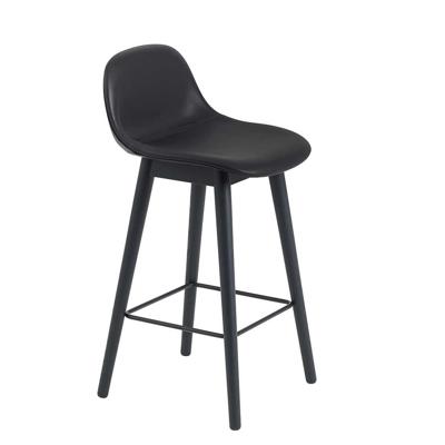 Muuto Fiber Barkruk Wood Base Backrest Black Refine Leather 65 cm.