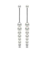 Yoko London boucles d'oreilles Sleek en or blanc 18ct ornées de diamants et perles - Argent