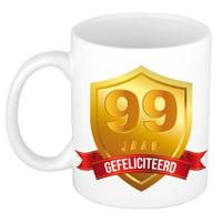 Gefeliciteerd 99 jaar jubileum/ verjaardag mok met gouden schild - feest mokken