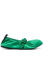 GANNI ballerines Scrunchie à fini satiné - Vert