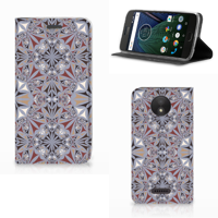 Motorola Moto C Plus Standcase Flower Tiles