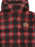 Dolce & Gabbana Kids doudoune longue à motif tartan - Rouge