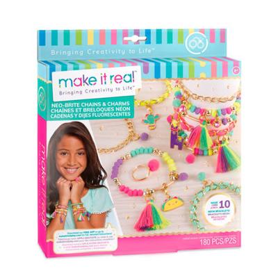 Make it Real Neon Armbandjes met bedeltjes maken Make it Real Neon Armbandjes met bedeltjes maken