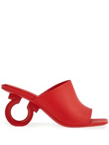 Ferragamo mules ouvertes 70 mm à talon biseauté - Rouge