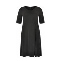 Yoek jurk met plooien zwart