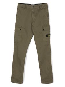 Stone Island Junior pantalon cargo à motif Compass - Vert