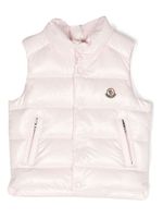 Moncler Enfant gilet matelassé à patch logo - Rose