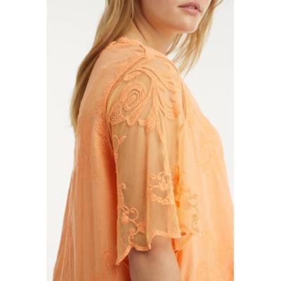 Yesta semi-transparante top Leia met open detail oranje