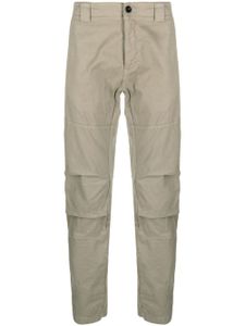 C.P. Company pantalon fuselé en coton à poches multiples - Vert