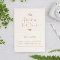 Houten huwelijksbordje lovely eucalyptus