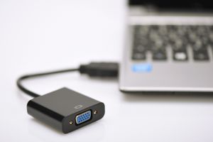 Digitus DA-70461 HDMI / VGA Adapter [1x HDMI-stekker - 1x VGA-bus, Jackplug female 3,5 mm] Zwart 10.00 cm