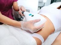 Vet bevriezen met cryolipolyse bij Yagmur Avci Hair & Beauty