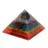 Orgonite Piramide 7 Chakra - Ruwe Zwarte Toermalijn (90 mm) - thumbnail