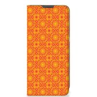 OnePlus 10 Pro Hoesje met Magneet Batik Oranje - thumbnail