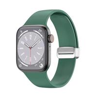 By Qubix - Siliconen bandje - Folding Buckle - Groen - Compatible met Apple Watch 44mm / 45mm / 46mm / 49mm - Compatible Apple watch bandjes