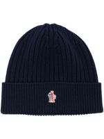 Moncler Grenoble bonnet nervuré à patch logo - Bleu