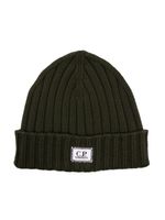 C.P. Company logo-patch ribbed wool beanie - Vert