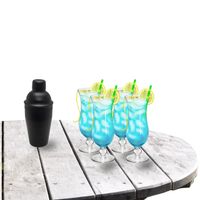 Cocktailshaker set met 4x stuks Pina Colada cocktailglazen 440 ml