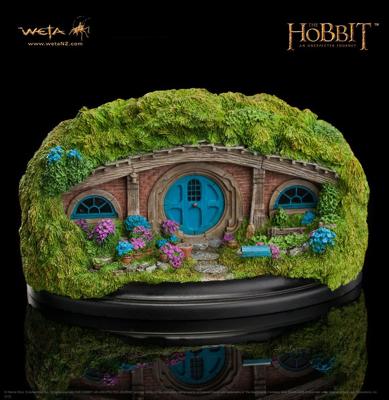 The Hobbit An Unexpected Journey Statue 36 Bagshot Row 6 cm The Hobbit An Unexpected Journey Statue 36 Bagshot Row 6 cm