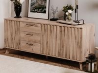 Dressoir WELLOS 3 deuren 3 lades zweedse eik