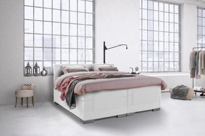 Beddenleeuw Boxspring Bed Julia - Elektrisch - 180x210 - Incl. Hoofdbord - Skai Wit Beddenleeuw Boxspring Bed Julia - Elektrisch - 180x210 - Incl. Hoofdbord - Skai Wit