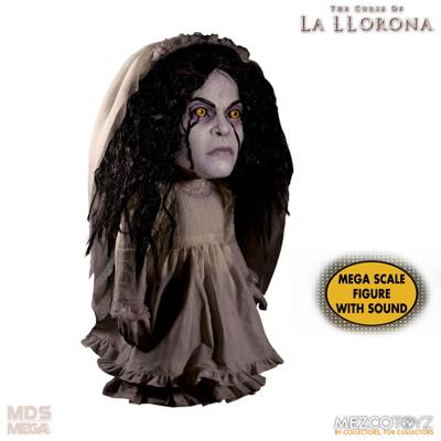 The Curse of La Llorona Mega Scale Talking Action Figure La Llorona 38 cm --- DAMAGED PACKAGING