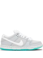 Nike baskets Dunk Low Premium - Gris