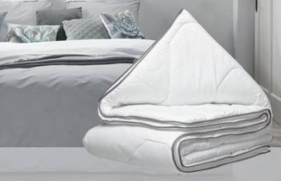 Premium 4 Seizoenen Dekbed - 140 x 200 cm