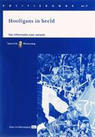 Hooligans in beeld - H.B. Ferwerda, O.M.J. Adang - Paperback (9789035240865)