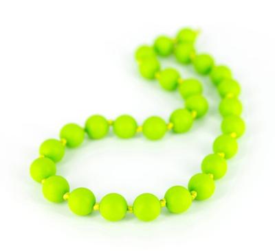 Lollipops & More bijtketting Macaron Shorty 25 cm licht Lollipops & More bijtketting Macaron Shorty 25 cm licht