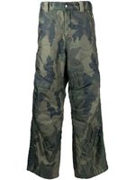 OAMC pantalon cargo à motif camouflage - Vert