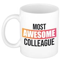 Cadeau mok / beker most awesome colleague met kleurkader - voor personeel / collega - feest mokken