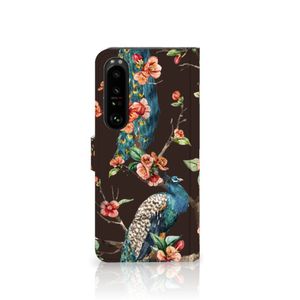 Sony Xperia 1 IV Telefoonhoesje met Pasjes Pauw met Bloemen