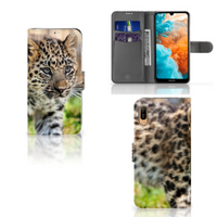 Huawei Y6 (2019) Telefoonhoesje met Pasjes Baby Luipaard