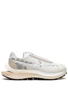 Nike x sacai x Jean Paul Gaultier Vaporwaffle Woven "Mix White" sneakers - Blanc