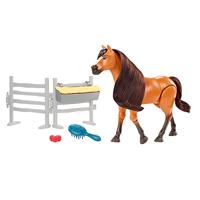 Spirit Untamed Voorgoed Vrij Spirit Paard (ca. 20 cm) met realistische loopfunctie, hinnikgeluiden, lange manen en staarthaar, borstel, hooibaal, appelsnoepjes, voor kinderen vanaf 3 jaar