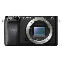 Sony Alpha 6100 APS-C spiegelloze camera, snelle 0,02 s autofocus met oogherkenning voor mens en dier, 4K-filmopnames en kantelbaar display