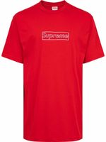 Supreme x KAWS t-shirt Chalk Logo - Rouge