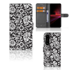 Sony Xperia 1 III Hoesje Black Flowers