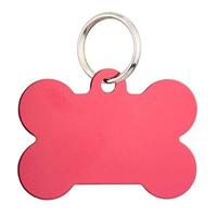 Hondenpenning in botvorm, aluminium, rood, incl. dubbelzijdige wensgravure 4 x 3 cm.