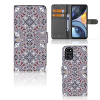 Motorola Moto G22 Bookcase Flower Tiles - thumbnail