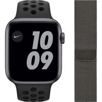 Apple Watch Nike SE 44mm Space Gray Aluminium Zwarte Sportband + Polsband Milanees Grafiet