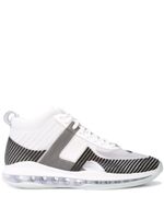 Nike x John Elliott baskets montantes Lebron Icon QS - Blanc