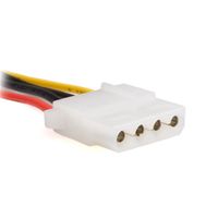 StarTech.com SATA naar LP4 Verloopkabel Voeding met 2 extra LP4 - thumbnail