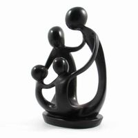 Beeldje Polystone Familie van 4 Personen (19 cm) - thumbnail